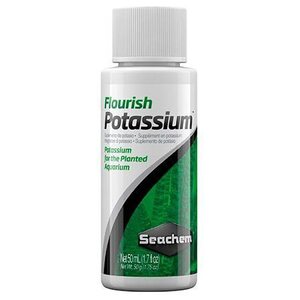 seachemflourishpotassium(500ml)_2.jpg
